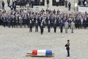 Hommage national à Pierre Mauroy à l'hôtel des Invalides